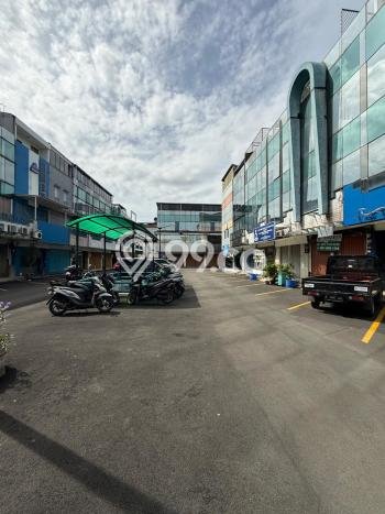 Dijual! Ruko di Fatmawati Jakarta Selatan LT 72m2 / LB 252m2 Kawasan Bisnis Dijual! Ruko di Fatmawati Jakarta Selatan LT 72m2 / LB 252m2 Kawasan Bisnis