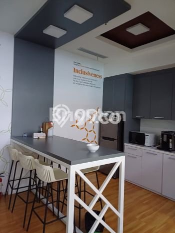 Kantor Disewa di Jakarta Selatan dengan LB 134m2 Area Komersial Ramai Kantor Disewa di Jakarta Selatan dengan LB 134m2 Area Komersial Ramai