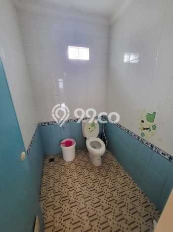 Ruko Dijual di Jakarta Barat LT 54m2 & LB 150m2 Lokasi Terbaik! Ruko Dijual di Jakarta Barat LT 54m2 & LB 150m2 Lokasi Terbaik!