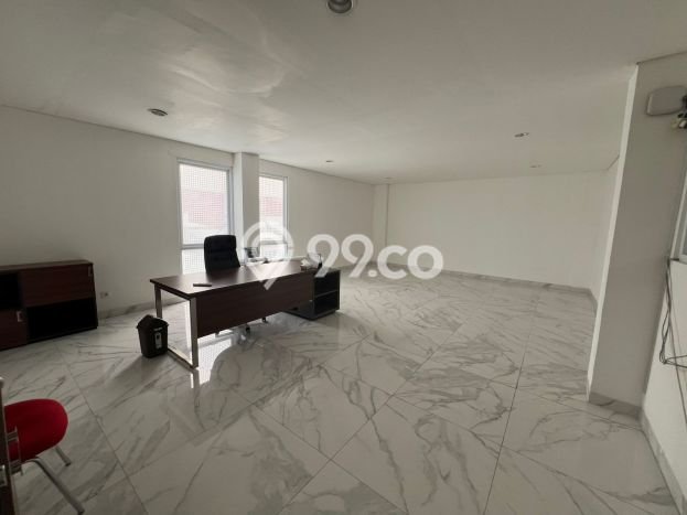 AREA BISNIS! Gudang di Bandara, Luas 572m², Mainroad, Ramai AREA BISNIS! Gudang di Bandara, Luas 572m², Mainroad, Ramai