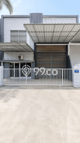 Unit Gudang Dijual di BSD Tangerang Selatan Luas Tanah 426m2, Luas Bangunan 289m2 Unit Gudang Dijual di BSD Tangerang Selatan Luas Tanah 426m2, Luas Bangunan 289m2