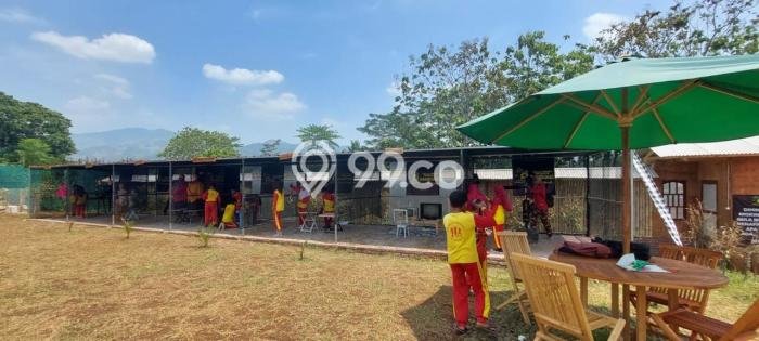 Area Ramai! Komersial Dijual di Banjaran untuk Bisnis Luas Bangunan 800m2 Area Ramai! Komersial Dijual di Banjaran untuk Bisnis Luas Bangunan 800m2