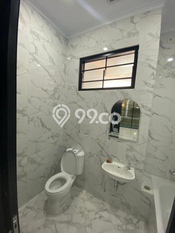 Dijual Rumah Minimalis Bagus Punya 4 KT di Jagakarsa Jakarta Selatan SHM Dijual Rumah Minimalis Bagus Punya 4 KT di Jagakarsa Jakarta Selatan SHM