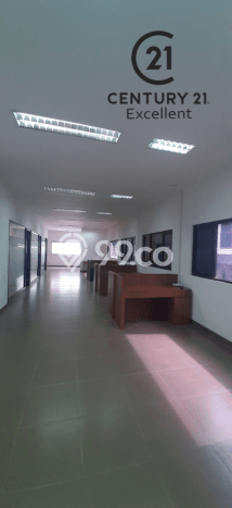 Komersial untuk Disewa di Pusat Jakarta Selatan Luas Bangunan 360m2 Komersial untuk Disewa di Pusat Jakarta Selatan Luas Bangunan 360m2