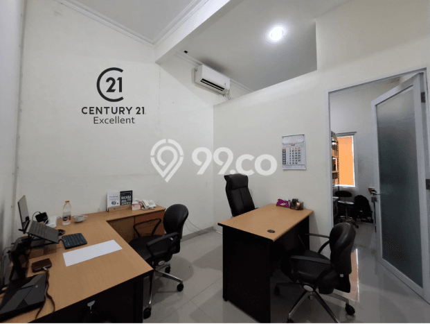 Komersial Bagus LT 132m2 LB 205m2 Dijual di Jagakarsa Jakarta Selatan Komersial Bagus LT 132m2 LB 205m2 Dijual di Jagakarsa Jakarta Selatan