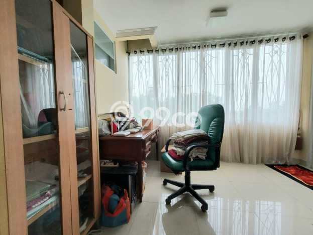 Rumah Elit LB 288m2 Siap Huni Desain Elegan di Ciganjur, Jakarta Selatan Rumah Elit LB 288m2 Siap Huni Desain Elegan di Ciganjur, Jakarta Selatan