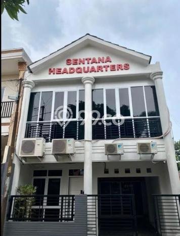 For Sale! Premium House LT 90m2 Desain Elegan di Ciganjur For Sale! Premium House LT 90m2 Desain Elegan di Ciganjur