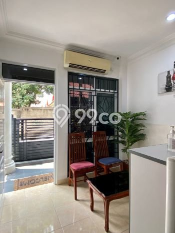 For Sale! Premium House LT 90m2 Desain Elegan di Ciganjur For Sale! Premium House LT 90m2 Desain Elegan di Ciganjur