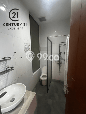 Hunian Mewah LB 188m2 Siap Huni Desain Elegan di Jati Padang, Jakarta Selatan Hunian Mewah LB 188m2 Siap Huni Desain Elegan di Jati Padang, Jakarta Selatan