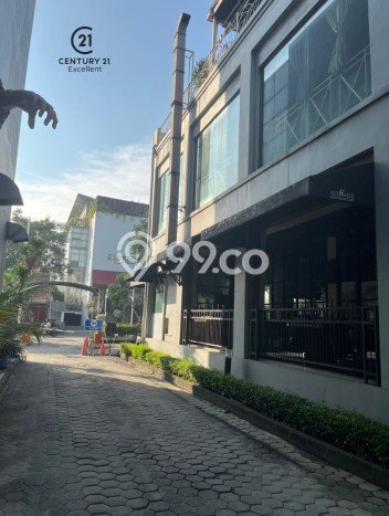 Unit Komersial Disewakan di Kemang di Area Ramai & Strategis Unit Komersial Disewakan di Kemang di Area Ramai & Strategis