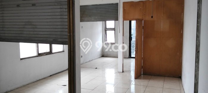 Sewa Ruko 2 Lantai Lokasi Strategis Mainroad Padalarang, Bandung Sewa Ruko 2 Lantai Lokasi Strategis Mainroad Padalarang, Bandung