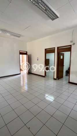 Rumah Luas Halaman Besar Cocok Kantor di Sersan Bajuri Bandung Rumah Luas Halaman Besar Cocok Kantor di Sersan Bajuri Bandung