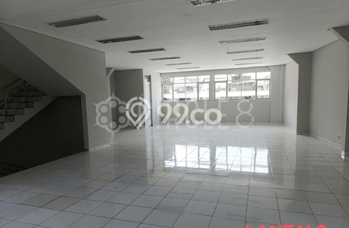 Ruko 3 Lantai Lokasi Ramai Cocok Semua Usaha Area Pungkur Bandung Ruko 3 Lantai Lokasi Ramai Cocok Semua Usaha Area Pungkur Bandung