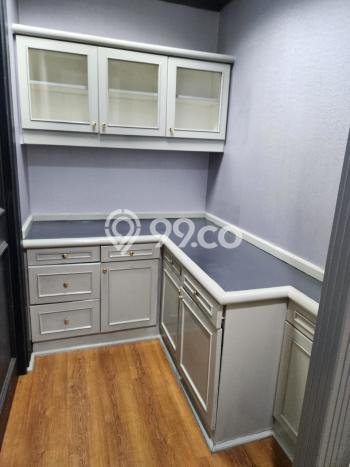 Disewakan Kantor di Kawasan Ramai Sudirman Luas 300m2 Disewakan Kantor di Kawasan Ramai Sudirman Luas 300m2