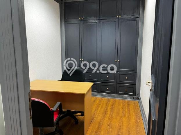 Disewakan Kantor di Kawasan Ramai Sudirman Luas 300m2 Disewakan Kantor di Kawasan Ramai Sudirman Luas 300m2