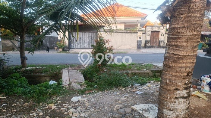 Dijual Tanah Lokasi Strategis di , Luas 677m2m², Dekat Badung, Badung Dijual Tanah Lokasi Strategis di , Luas 677m2m², Dekat Badung, Badung