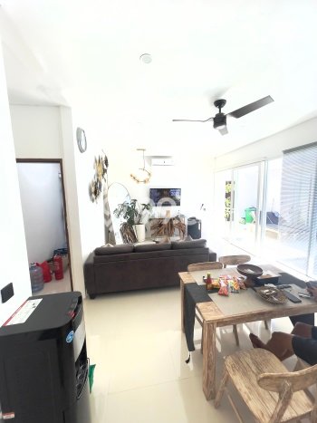 BISNIS POTENSIAL! Vila Kawasan , Area 150m2m², Hasil Menjanjikan BISNIS POTENSIAL! Vila Kawasan , Area 150m2m², Hasil Menjanjikan