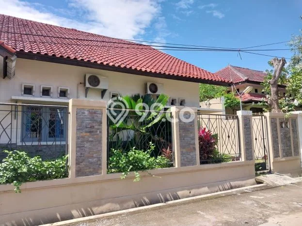 Dijual Rumah 3 Kamar Lokasi Ideal Nyaman dan Strategis di Kesambi Dijual Rumah 3 Kamar Lokasi Ideal Nyaman dan Strategis di Kesambi