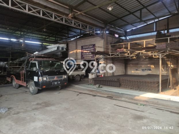 Area Ramai! Gudang Dijual di Tengah Tani untuk Bisnis Luas Bangunan 1000m2 Area Ramai! Gudang Dijual di Tengah Tani untuk Bisnis Luas Bangunan 1000m2