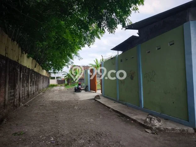 Disewakan Gudang komersial di Kedawung luas bangunan 300m2 Disewakan Gudang komersial di Kedawung luas bangunan 300m2