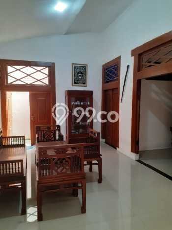 Dijual Rumah 3 Kamar Lokasi Ideal Nyaman dan Strategis di Kejaksan Dijual Rumah 3 Kamar Lokasi Ideal Nyaman dan Strategis di Kejaksan