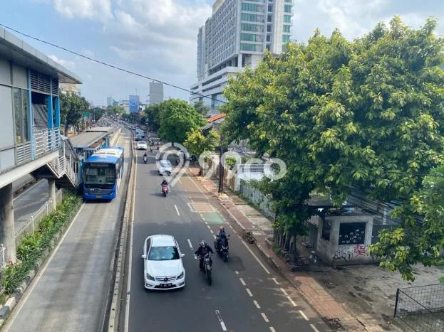 Unit Ruko Dijual di Mampang Prapatan Jakarta Selatan Luas Bangunan 850m2 Unit Ruko Dijual di Mampang Prapatan Jakarta Selatan Luas Bangunan 850m2