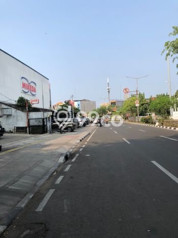 Unit Ruko Dijual di Jakarta Timur LT 229m2 & LB 700m2 Unit Ruko Dijual di Jakarta Timur LT 229m2 & LB 700m2