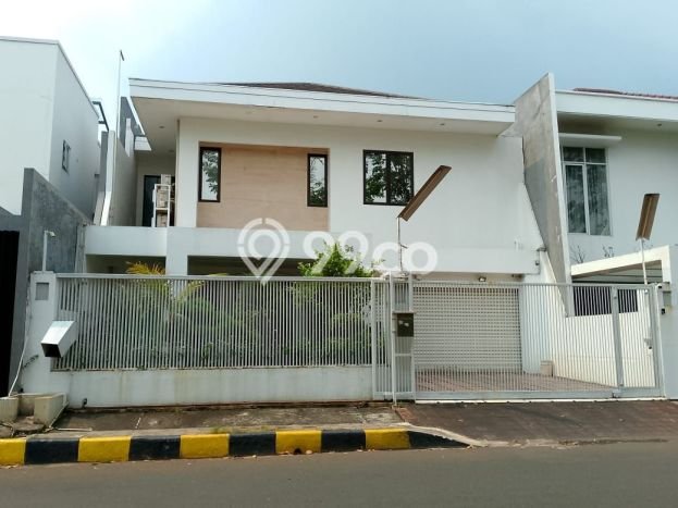 For Sale Rumah Mewah Exclusive di Kebon Jeruk, Jakarta Barat For Sale Rumah Mewah Exclusive di Kebon Jeruk, Jakarta Barat