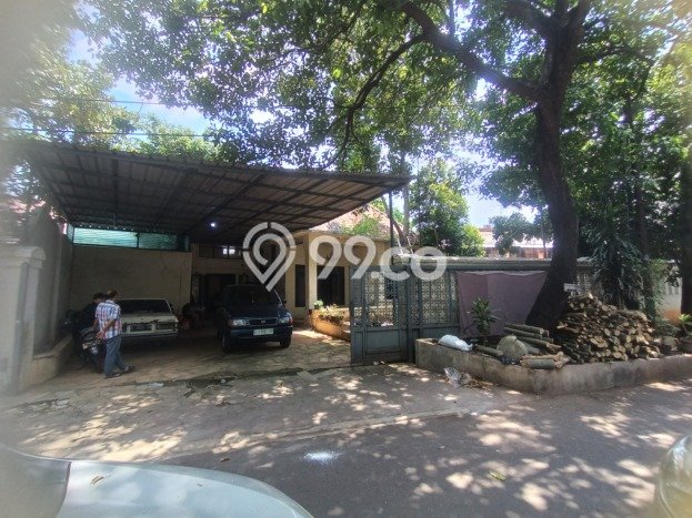 Siap Huni Rumah Mewah 5 Kamar di Menteng Dekat ke Mana Pun Siap Huni Rumah Mewah 5 Kamar di Menteng Dekat ke Mana Pun