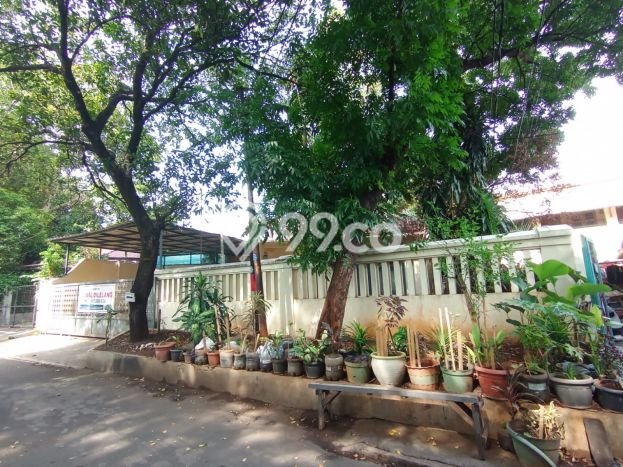 Siap Huni Rumah Mewah 5 Kamar di Menteng Dekat ke Mana Pun Siap Huni Rumah Mewah 5 Kamar di Menteng Dekat ke Mana Pun