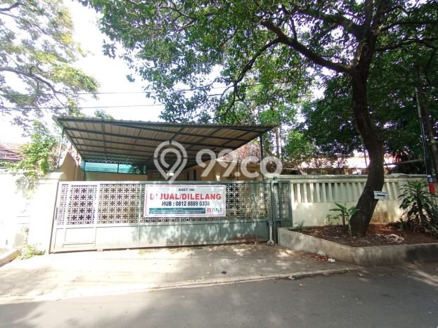Siap Huni Rumah Mewah 5 Kamar di Menteng Dekat ke Mana Pun Siap Huni Rumah Mewah 5 Kamar di Menteng Dekat ke Mana Pun