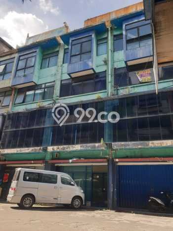 Ruko Dijual di Jakarta Pusat LT 174m2 & LB 521m2 Lokasi Terbaik! Ruko Dijual di Jakarta Pusat LT 174m2 & LB 521m2 Lokasi Terbaik!