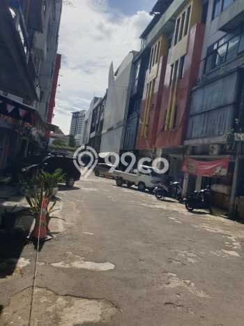 Ruko Dijual di Jakarta Pusat LT 174m2 & LB 521m2 Lokasi Terbaik! Ruko Dijual di Jakarta Pusat LT 174m2 & LB 521m2 Lokasi Terbaik!