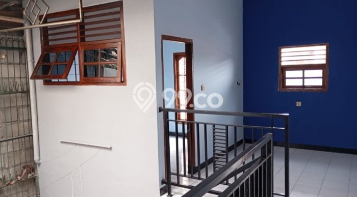 Disewakan Rumah Murah di Pengadegan Jakarta Selatan Punya 4 KT Disewakan Rumah Murah di Pengadegan Jakarta Selatan Punya 4 KT