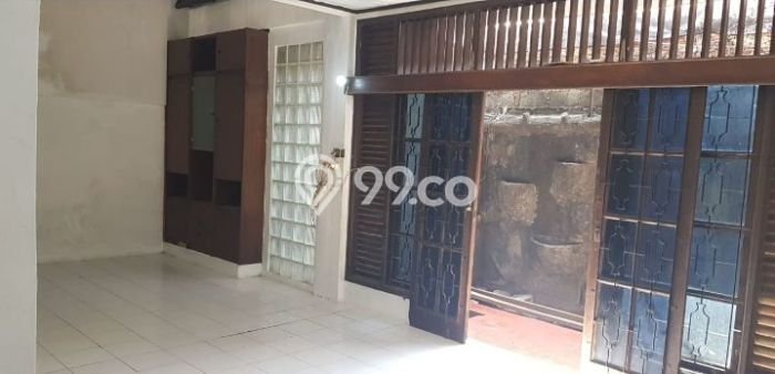 Jual Rumah Bagus Siap Huni LB 185m2 di Pamulang, Tangerang Selatan Jual Rumah Bagus Siap Huni LB 185m2 di Pamulang, Tangerang Selatan
