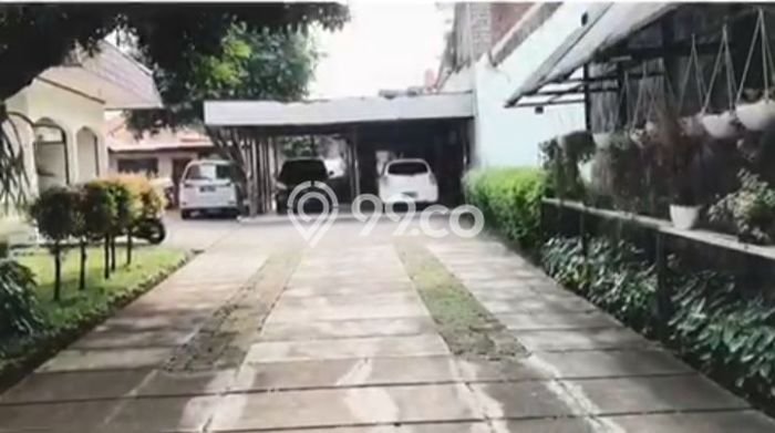 Jual Rumah Mewah Megah Dengan View Eksklusif di Kalibata, Jakarta Selatan Jual Rumah Mewah Megah Dengan View Eksklusif di Kalibata, Jakarta Selatan