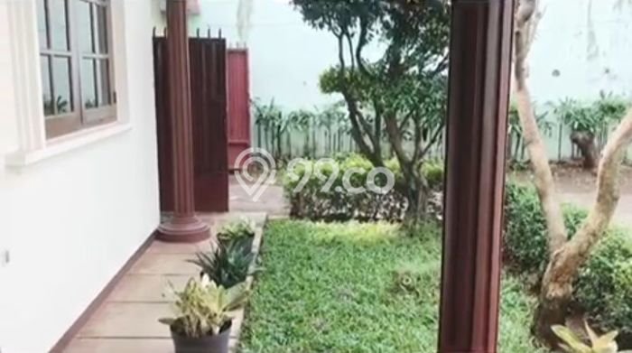 Jual Rumah Mewah Megah Dengan View Eksklusif di Kalibata, Jakarta Selatan Jual Rumah Mewah Megah Dengan View Eksklusif di Kalibata, Jakarta Selatan