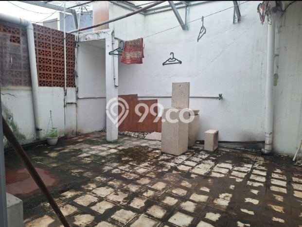 Jual Rumah Bagus Siap Huni LB 120m2 di Cinere, Depok Jual Rumah Bagus Siap Huni LB 120m2 di Cinere, Depok