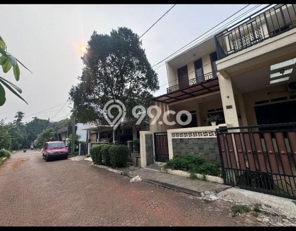 Rumah Strategis Modern Lb 200m2 di Cinere, Depok Rumah Strategis Modern Lb 200m2 di Cinere, Depok