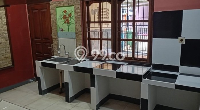 Disewakan Rumah Murah di Pengadegan Jakarta Selatan Punya 4 KT Disewakan Rumah Murah di Pengadegan Jakarta Selatan Punya 4 KT