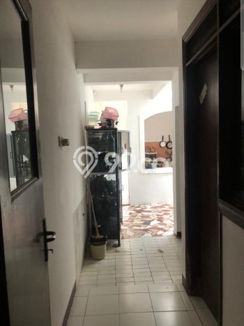 Rumah Strategis Minimalis Lb 250m2 di Cinere, Depok Rumah Strategis Minimalis Lb 250m2 di Cinere, Depok