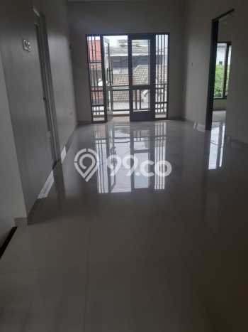 Rumah Elit Modern Tanpa Renovasi di BSD Tangerang Rumah Elit Modern Tanpa Renovasi di BSD Tangerang