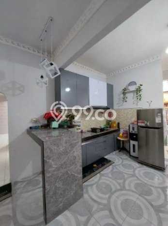 Properti Nyaman 3 KT Luas Tanah 168m² di Pinang, Tangerang Properti Nyaman 3 KT Luas Tanah 168m² di Pinang, Tangerang