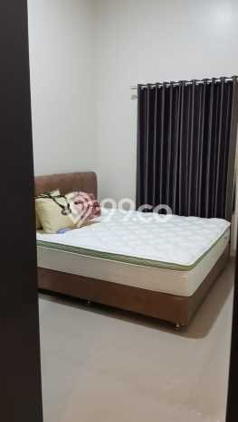 Rumah LT 112m² Konsep Modern di Kawasan Elite Taman Royal, Tangerang Rumah LT 112m² Konsep Modern di Kawasan Elite Taman Royal, Tangerang