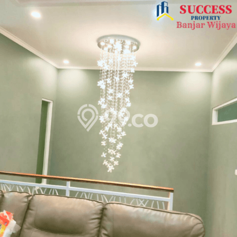 PROMO SPESIAL! Dijual Rumah Berkualitas di Taman Royal, Tangerang, LT 128m² LB 250m² PROMO SPESIAL! Dijual Rumah Berkualitas di Taman Royal, Tangerang, LT 128m² LB 250m²