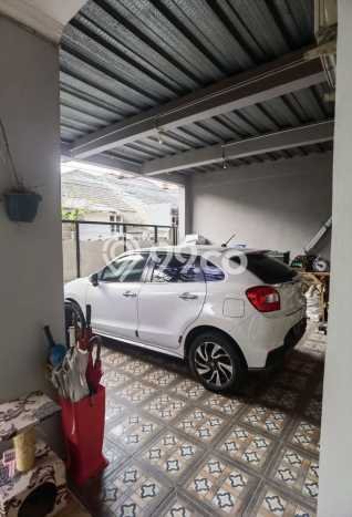Ready to Use! Premium House LT 198m2 Desain Modern di BSD Ready to Use! Premium House LT 198m2 Desain Modern di BSD