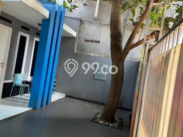 KESEMPATAN TERBAIK! Rumah Asri di Jagakarsa, LT 132m² Bangunan 70m² KESEMPATAN TERBAIK! Rumah Asri di Jagakarsa, LT 132m² Bangunan 70m²