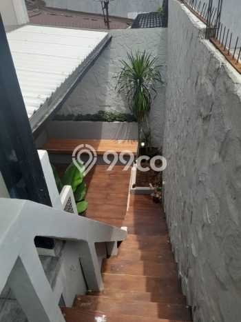 Rumah Elit Modern Tanpa Renovasi di BSD Tangerang Rumah Elit Modern Tanpa Renovasi di BSD Tangerang