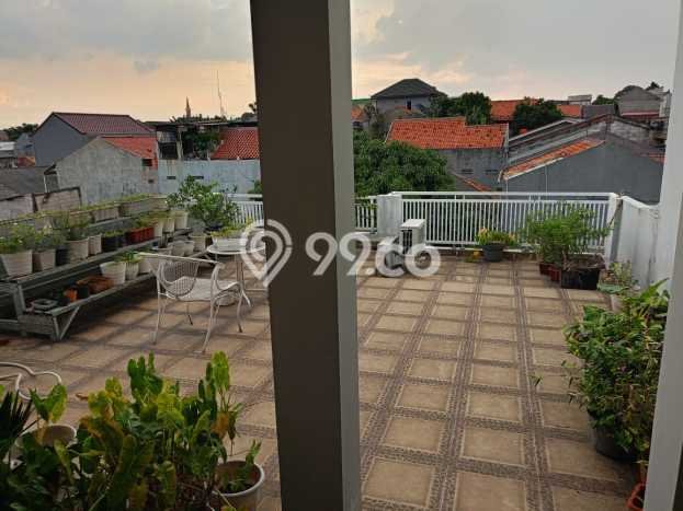 Rumah Modern Cantik 4 Kamar Siap Huni di Ciledug Rumah Modern Cantik 4 Kamar Siap Huni di Ciledug