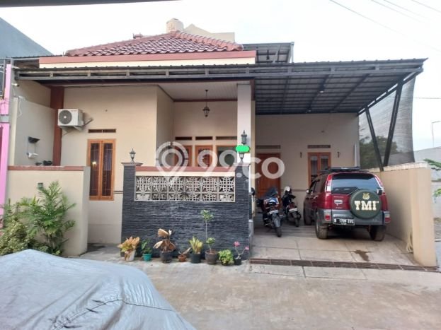 For Sale Rumah 3 Kamar Lokasi Strategis Bagus dan Strategis di Cipondoh For Sale Rumah 3 Kamar Lokasi Strategis Bagus dan Strategis di Cipondoh